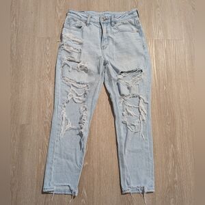 American Eagle Jeans Women's 2 Mom X-Short Strigid Destroyed